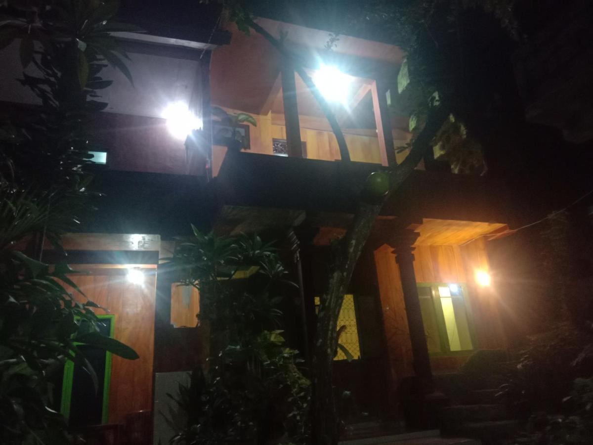 Pondok Diana Arta Jasri Buitenkant foto
